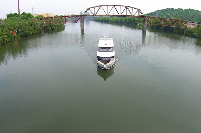 Knoxville River Cruise Aboard the Volunteer Princess - Reviews Highlight the Experience’s Strengths