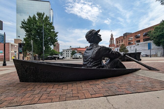 Knoxville Scavenger Hunt Walking Tour and Game - Comparing This Tour to Other Knoxville Experiences