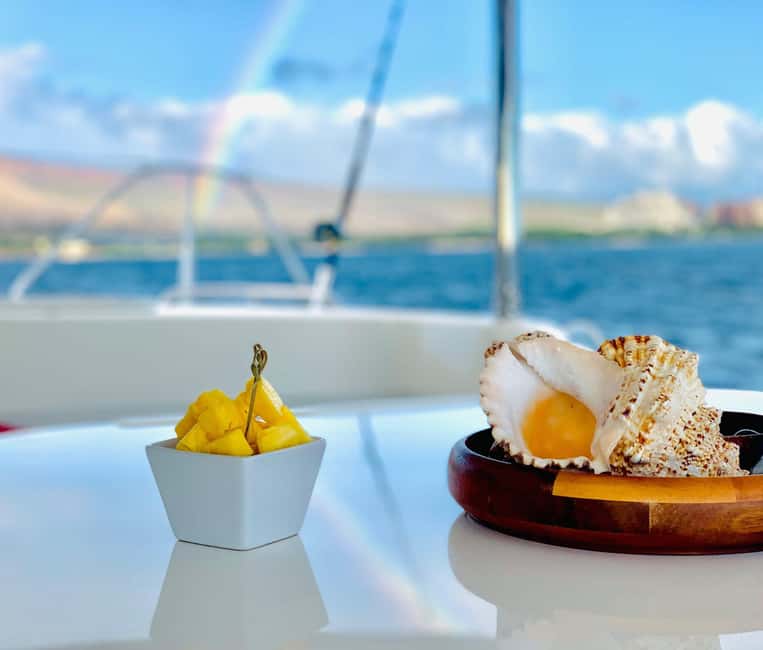 Ko Olina Exclusive Snorkel + Lunch - Lunch Onboard: Hawaiian Flavors with Ocean Views