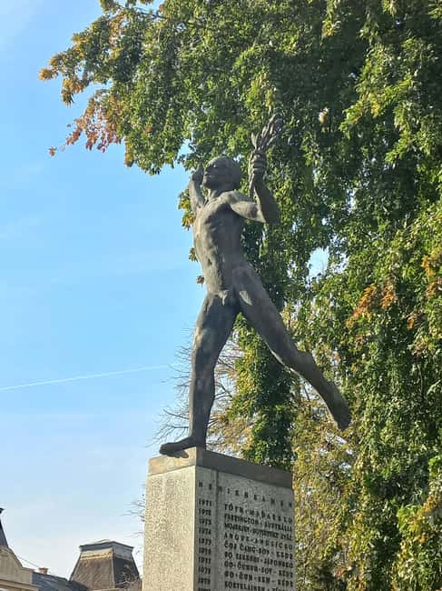 Koice: Guided Walking Tour - The Iconic St. Elisabeth Cathedral