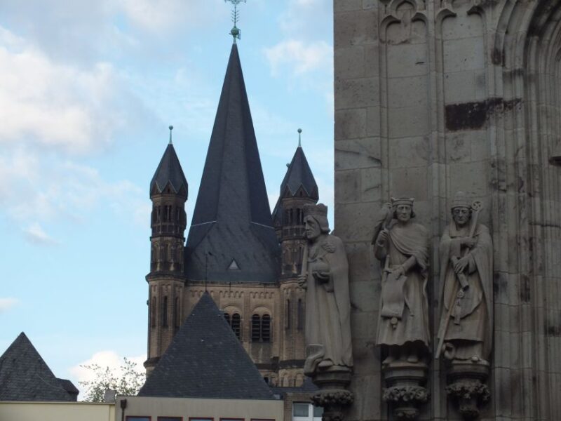 Köln: Altstadt-/Highlightstour in German - Experience the Charms of Medieval Cologne and Local Traditions