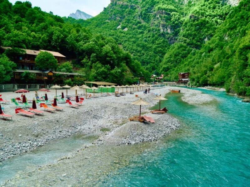 Komani Lake: Shala River Boat Tour with Free Time - Dining Options at Riverside Wooden Restaurants