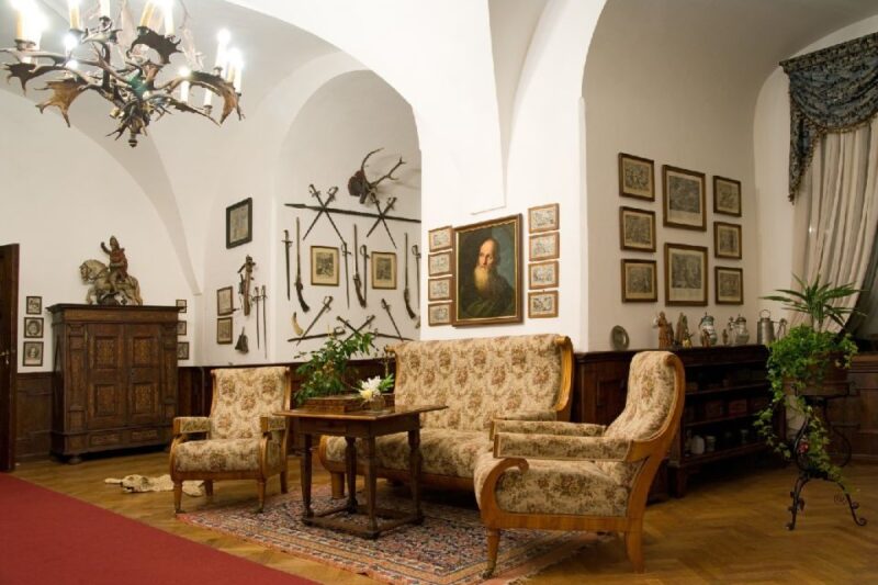 Konopit: Chateau Tour from Prague - Limitations and Considerations