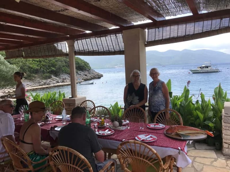 Korcula Island: Guided Snorkeling Adventure with lunch - Enjoying the Mediterranean Three-Course Lunch on the Yacht