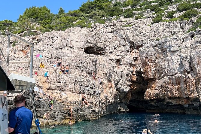 Korcula Island Snorkeling Adventure , ship wreck and lunch - Suitability and Physical Requirements