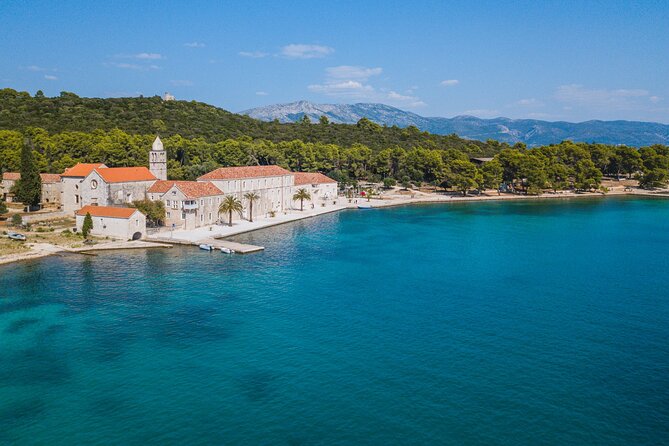 Korcula Islands Picnic Boat Tour - Onboard Comfort and Amenities
