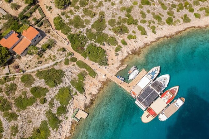 Kornati to island Mana and Kukljica and Beach Lojena Tour by boat - Practicalities and Tour Group Size