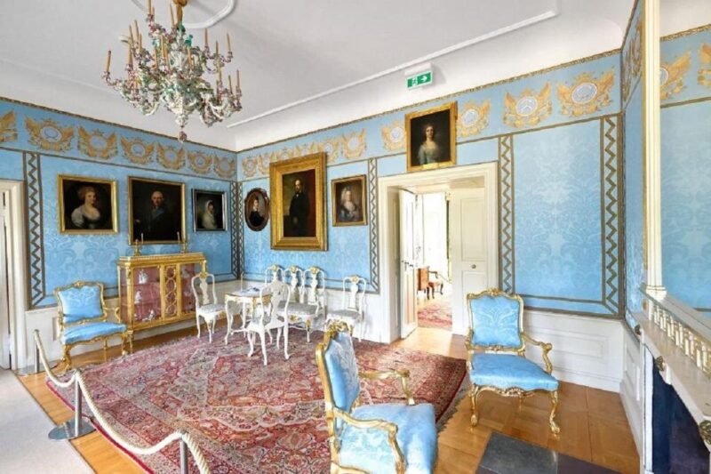 Kornik Castle and Rogalin Palace Half-Day Private Tour - The Sum Up: A Compact Journey into Poland’s Noble Heritage