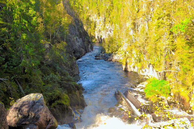 Korouoma Canyon and Auttiköngäs Waterfall Hiking Tour with picnic - Flexibility with Hike Lengths and Dietary Options