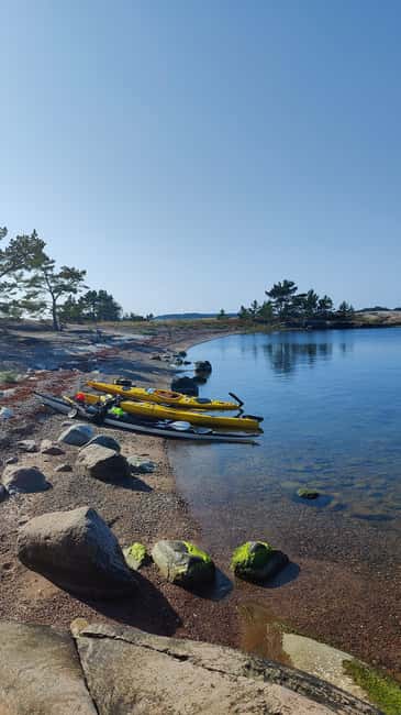 Korpo: Finnish Archipelago Kayak and Geocaching Tour - The Guide and Group Experience on the Water