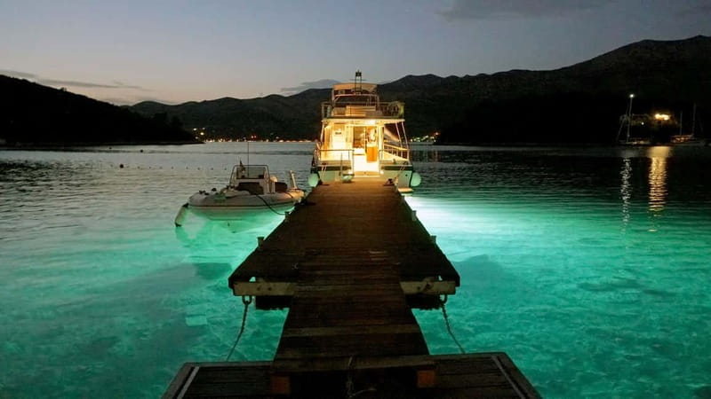 Korula: Island Yacht Cruise with Wine Tasting and Dinner - Who Will Most Enjoy This Yacht Cruise?