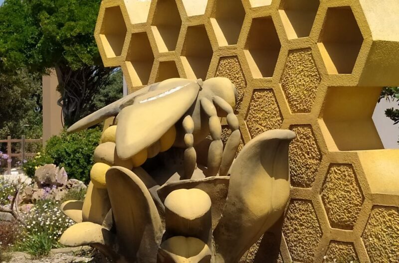 Kos: Island Highlights Bus Tour with Greek Honey Tasting - Logistics and Guide Expertise