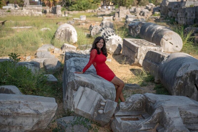 Kos town photo shoot for solo traveller - The Photo Delivery Process and Final Results