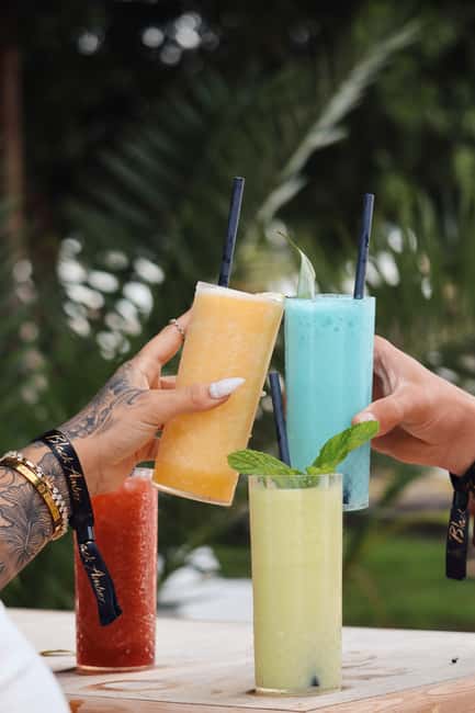 Kos: Wet and Wild Pool Party at Black Amber Entry Ticket - The Experience of a Poolside Foam Party