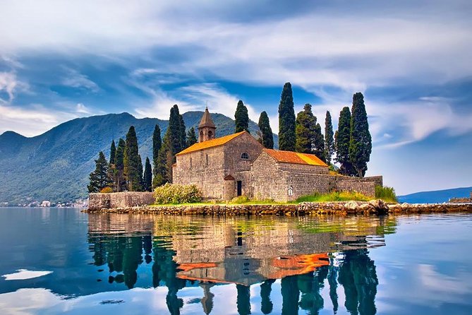 Kotor Bay Sailing Tour from Kotor - Beverages, Flexibility, and Customization