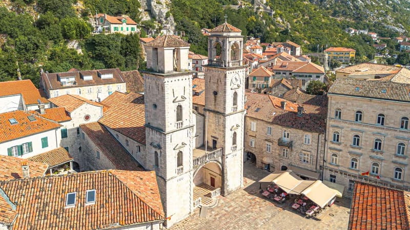 Kotor: Old Town Budva and Kotor Guided Tour with Transfers - Key Points