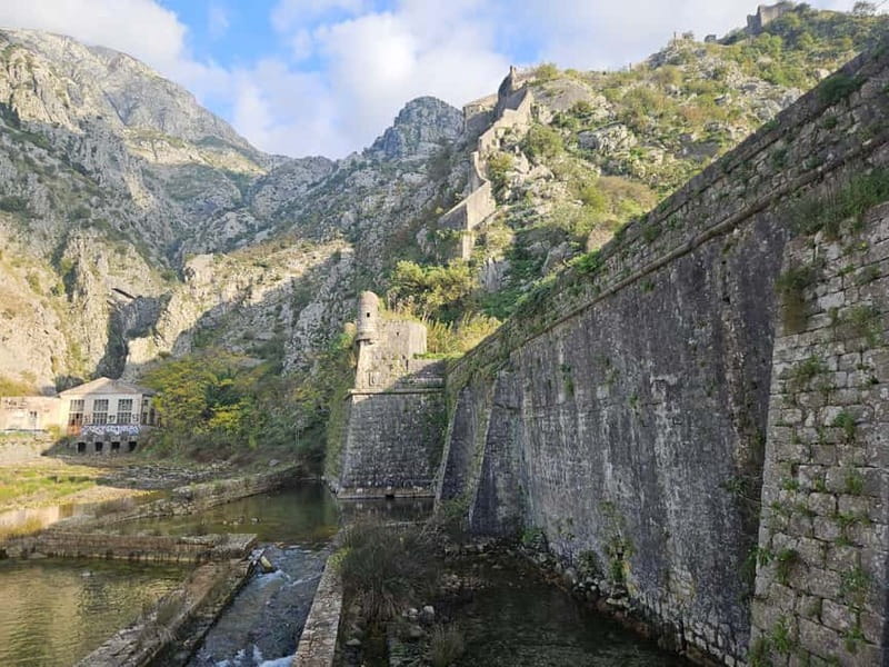Kotor Old Town Walking Tour - The History of Blessed Ozana at the Square of Timber