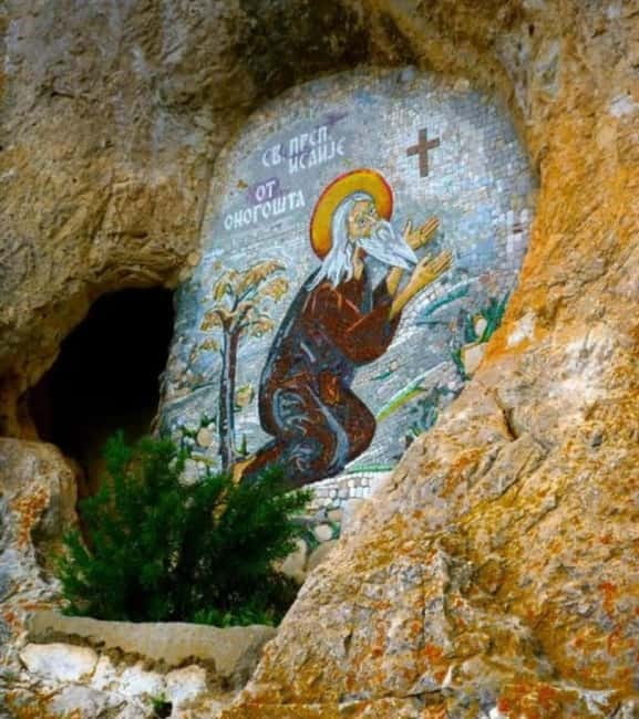 Kotor: Private Trip to Ostrog Monastery - Key Points