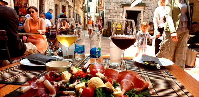 Kotor: Private Walking Tour with Wine and Food Tasting - Discovering Kotor’s UNESCO Heritage Sites
