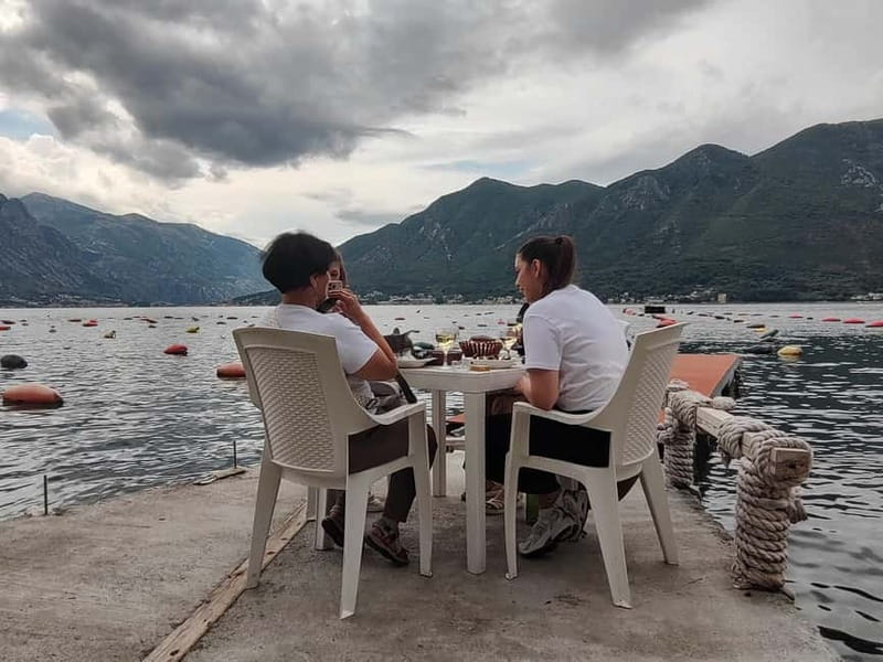 Kotor: Walking tour, car trip to Perast, boat to the island - Key Points