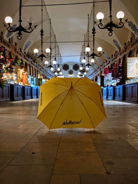 Krakauer old town tour - Discover Kraków’s Well-Preserved Medieval Walls and the Barbican