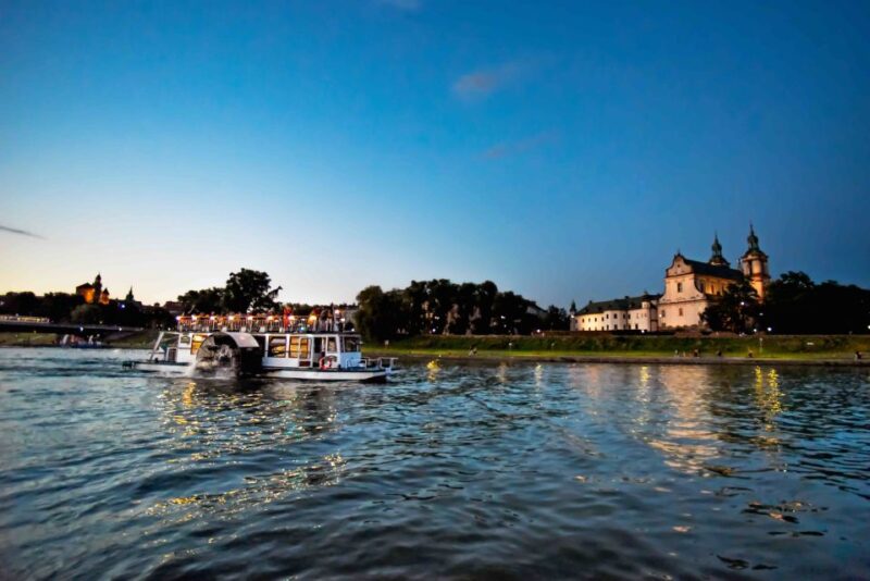 Krakow: 1-Hour Evening Vistula River Cruise - Who Will Enjoy This Cruise?
