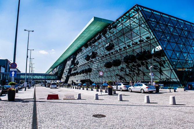 Krakow Airport - Krakow City Private Transfer - Meet and Greet at Krakow Airport with English-Speaking Drivers