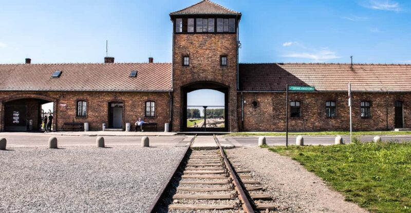 Krakow: Auschwitz-Birkenau & Wieliczka Salt Mine Day Tour - Why Choose This Tour Over Similar Options