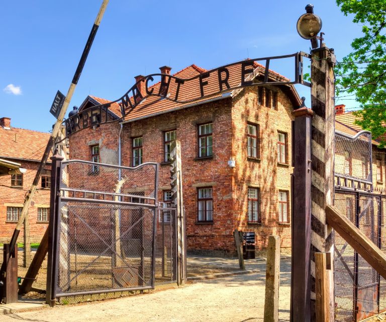 Krakow: Auschwitz Guided Tour with Optional Hotel Pickup - Reviews Highlighting the Experience