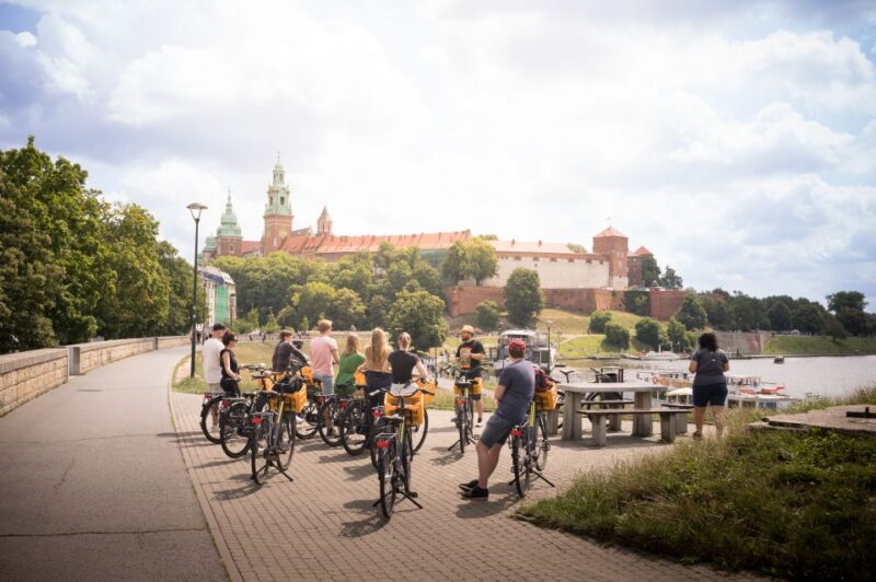 Krakow: Bike Tour of Old Town, Jewish Quarter and the Ghetto - Explore Krakow by Bike at an Affordable Price