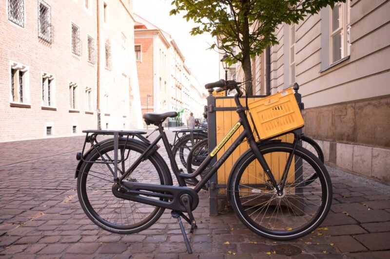 Krakow: Bike Tour of Old Town, Jewish Quarter and the Ghetto - The Guide’s Style and Stories