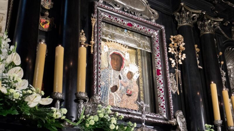 Krakow: Black Madonna of Czstochowa & Home of John Paul II - The Practicalities: Guides, Tickets, and Group Size