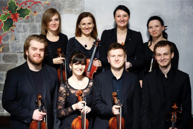 Krakow: Christmas Music Concert With Wine - A Festive Repertoire: Christmas Classics and Seasonal Tunes