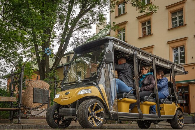 Krakow: City Sightseeing Tour Eco Electric Buggy Golf Cart - Visiting Krakow’s Historic Jewish Quarter