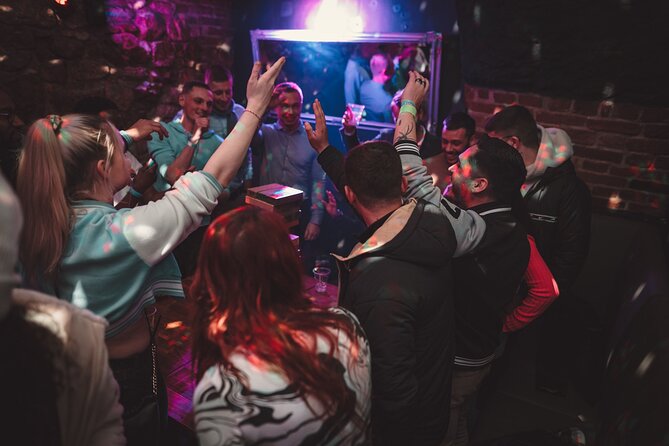 Krakow Club Crawl with 1 Hour Free Alcohol & Free VIP Entrance - Logistics and Group Size