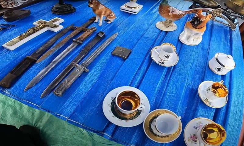 Kraków CommunistFleaMarketTour+CollectorsBoost - Key Points