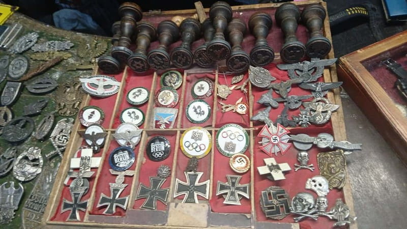 Kraków CommunistFleaMarketTour+CollectorsBoost - Optional Add-Ons and Flexibility