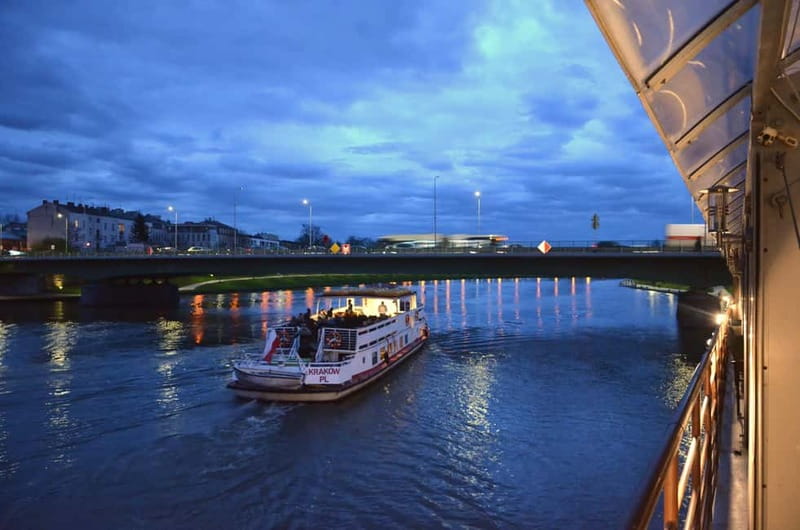 Krakow: Evening or Night Sightseeing Cruise - Krakow Night Views: A Different Perspective