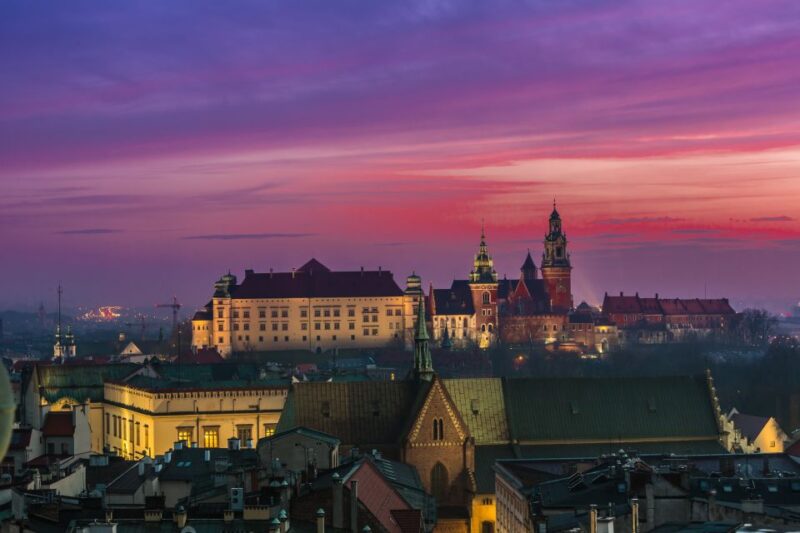 Krakow: Evening Walking Tour with Spooky Stories - Visiting Krakow’s Most Notable Landmarks at Night