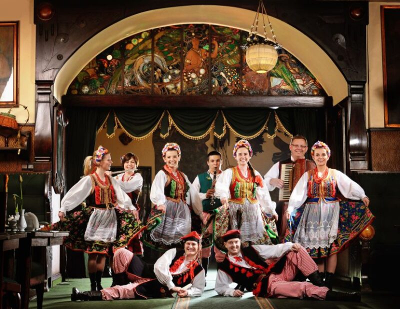 Krakow: Folk Show & 3-Course Dinner at Jama Michalika Café - Limitations to Keep in Mind