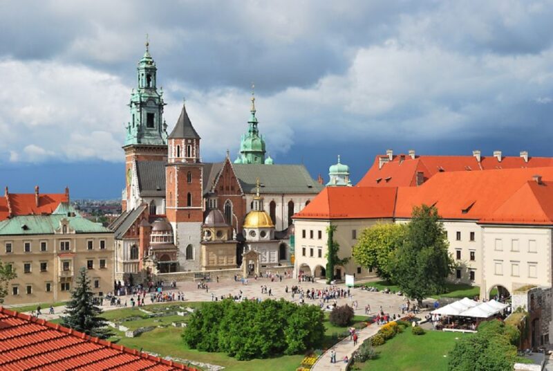 Krakow: full day private tour from Warsaw - Walking Along Medieval Cobblestone Streets to the Barbican
