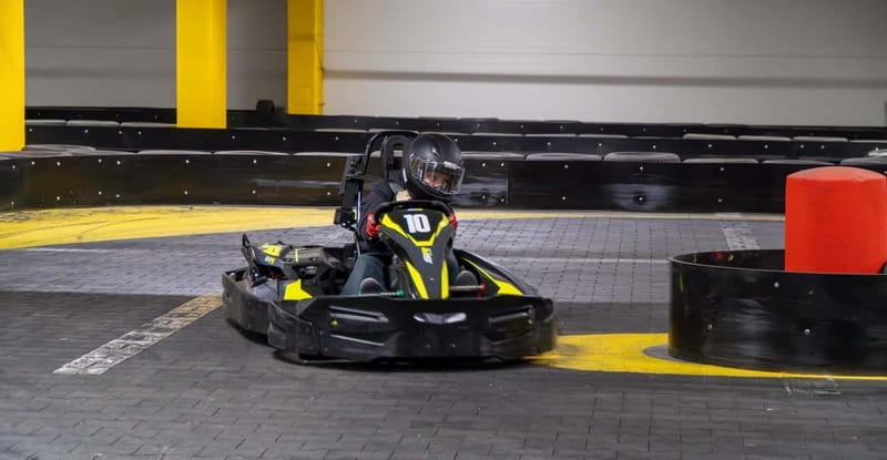 Krakow: Go-Karting Experience with Pizza and Drinks - Learning to Drive Like a Pro with a Go-Karting School