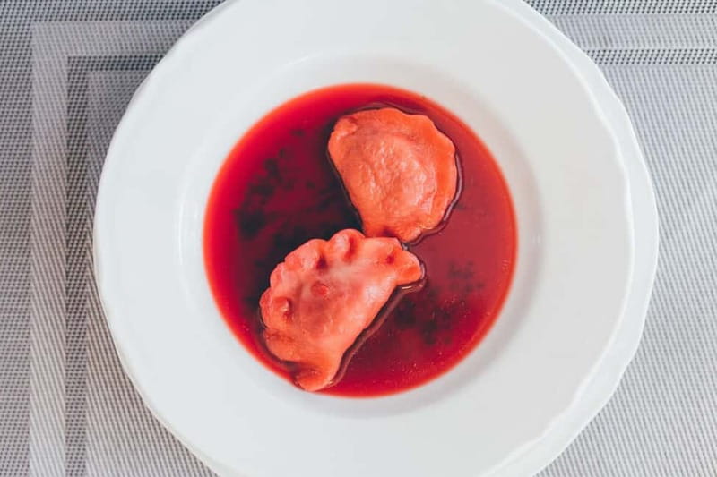 Krakow: Guided Polish Food and Culture Tour with Tastings - Drinking Polish Vodka and Beer: A Tasting Finale