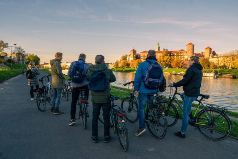 Krakow: Hidden Bike Tour - Visiting the Podgórze District