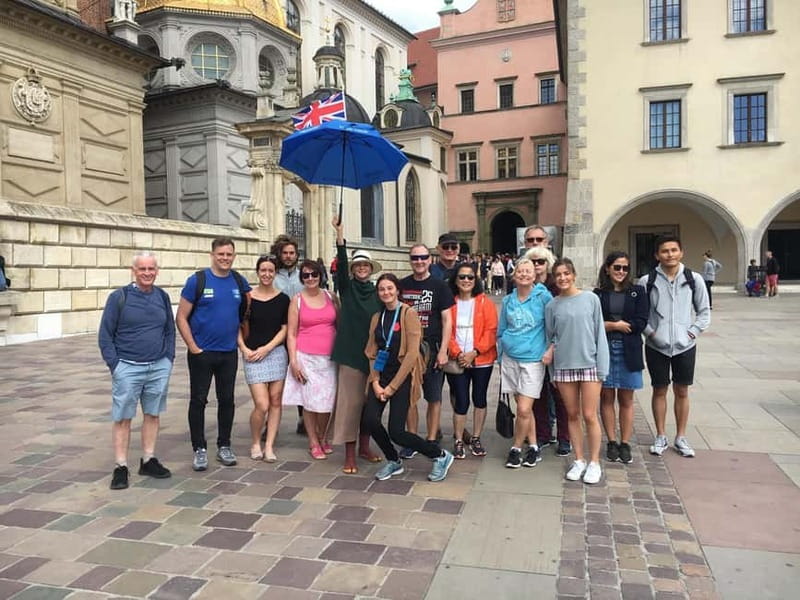 Krakow highlights: Old Town and Wawel Castle Walking Tour - Learning About Krakow’s Famous Residents and Legends