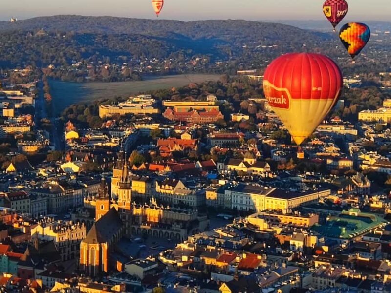 Kraków: Hot Air Balloon Exclusive Tour with Champagne - The Safety and Preparation Protocols