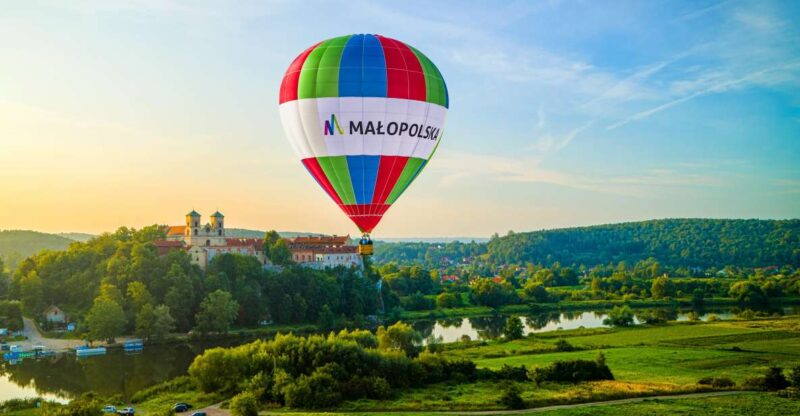 Kraków: Hot Air Balloon Flight with Champagne - The Meeting Point and Logistics Make It Easy to Join
