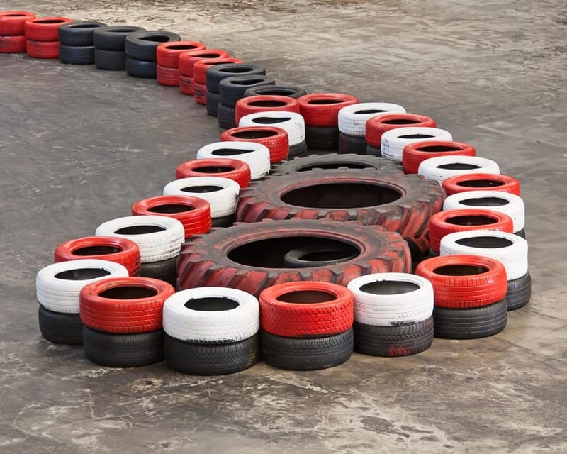 Krakow: Indoor Go-Karting (24-Minute Races) - The Racing Experience: Three Thrilling Rounds