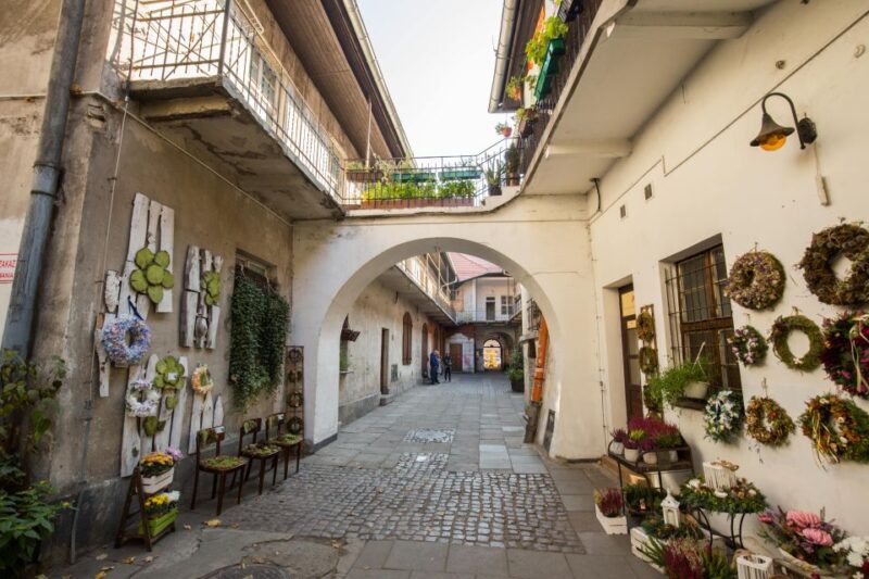 Krakow: Jewish Ghetto Walking Tour - Logistics and Practical Tips for the Tour