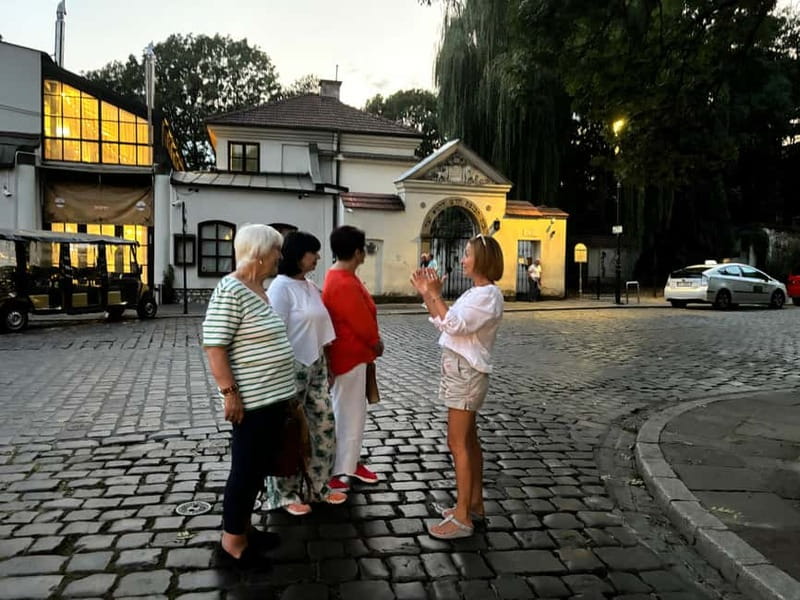 Krakow Jewish Heritage Tour: Personalities, Food and Art - Walking Through Kazimierzs Historic Jewish Quarter
